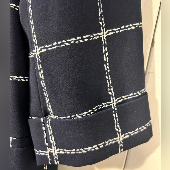 Urban Outfitters Women's Navy and White Padded Blazer (Brand New) - Picture 9 of 15